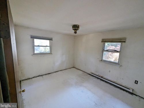 310 Carolina Trl, Browns Mills NJ  08015-5306 exterior