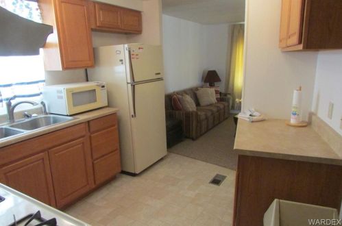 2050 Diamond Dr, Bullhead City AZ  86442-5439 exterior