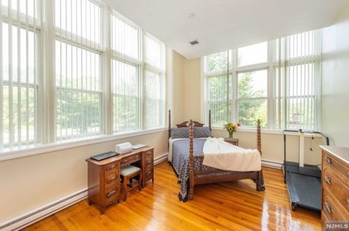 280 Main St, West Paterson NJ  07424-1236 exterior