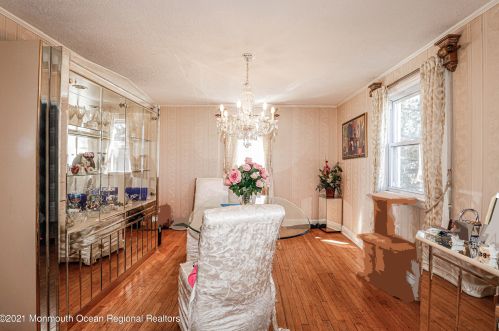 40 Irving Pl, Tinton Falls NJ  07724-1625 exterior