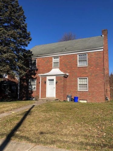 331 Milton St, Easton, PA 18042-6565