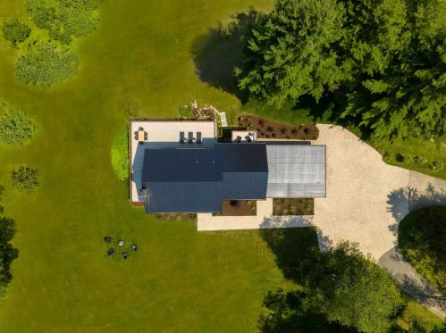 511 Breezy Hl Rd, Hillsdale NY  12529-5056 exterior