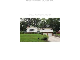 1593 Nottingham Rd, Charleston, WV 25314-2452