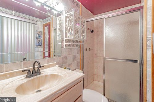 56 Mandolin Ln, Willingboro NJ  08046-2808 exterior
