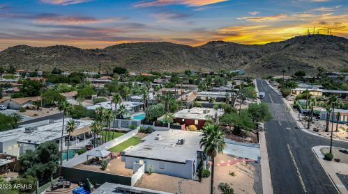 13229 8th Ave, Phoenix AZ  85029-1808 exterior