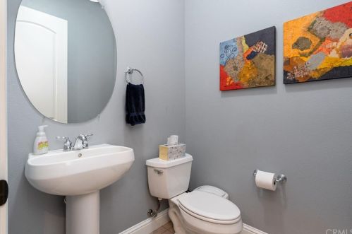 416 Southbury Ln, Chico CA  95973-8230 exterior