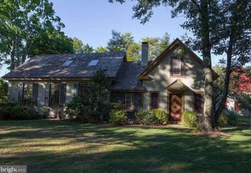 13 Tory Rd, Pipersville, PA 18947-1600