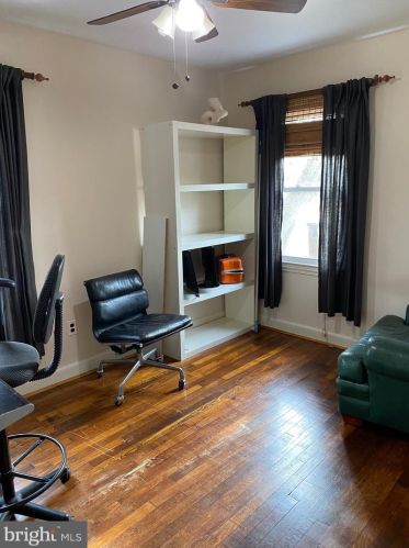 2912 Fairmont St, Falls Church VA  22042-1307 exterior