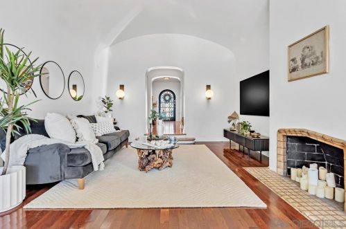 1239 Myrtle Ave, San Diego CA  92103-5114 exterior