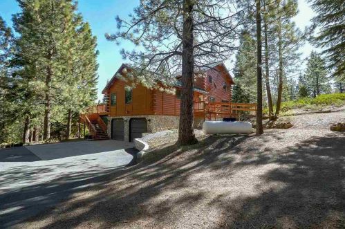 86 Pinehaven Ln, Portola, CA 96122-5426