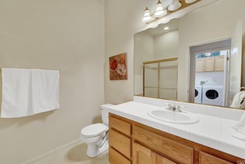 272 Sparrow St, Vacaville CA  95687-7225 exterior