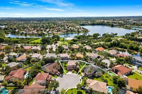 17920 10th St, Hollywood, FL 33029-3118