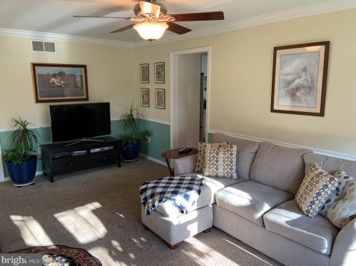 1615 Heebner Way, Lansdale PA 19446-4317 exterior