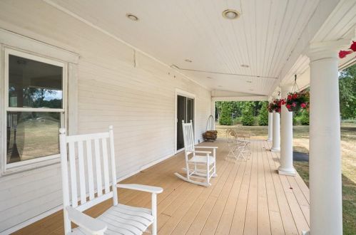 11 Hillsdale Rd, Richmond RI  02892-1002 exterior
