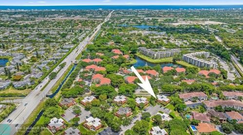 3010 San Clara Dr, Delray Beach FL  33445-5428 exterior
