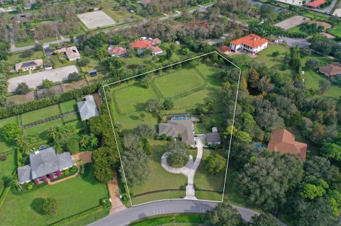 1381 Clydesdale Ave, West Palm Beach, FL 33414-1036
