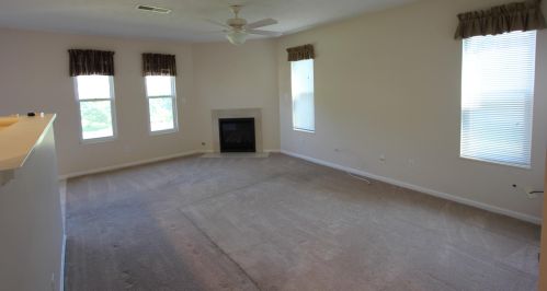 925 Sunset Dr, Englewood OH  45322-2251 exterior