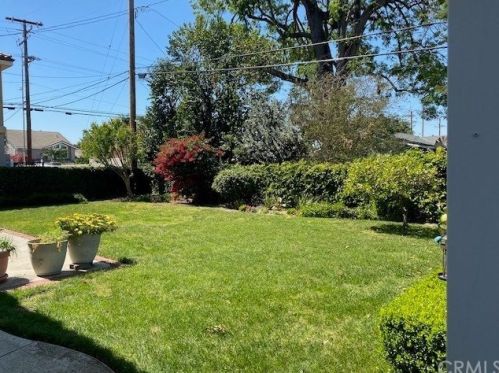 9237 Manzanar Ave, Downey CA  90240-2807 exterior