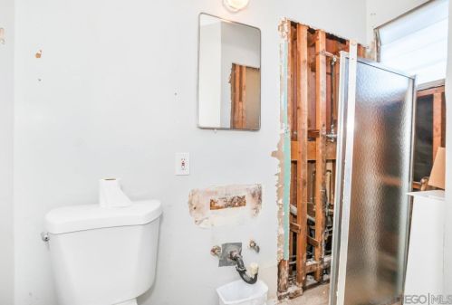 3812 Conrad Ave, San Diego CA 92117-2018 exterior