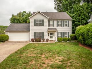 5509 Brook Falls Ct, Charlotte, NC 28269-0974