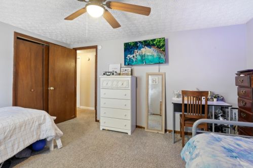 300 Cooper St, Mount Vernon OH  43050-1604 exterior