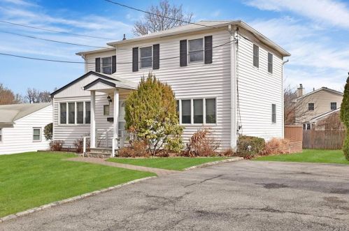 7 Alden Pl, Hartsdale NY  10530-2916 exterior