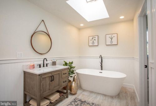 1800 Celeste Dr, Belmar NJ 07719-9506 exterior