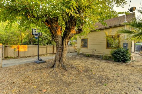 5824 Oak St, Loomis CA  95650-8934 exterior