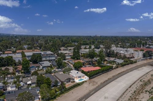 4962 Alcove Ave, North Hollywood, CA 91607-3324