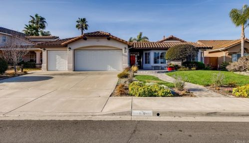 66 Avenida Descanso, Oceanside, CA 92057-6037