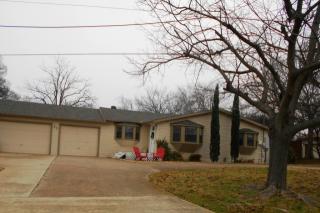 23 Horseshoe Dr, Lewisville, TX 75077-6713