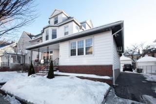 23 Hudson Pl, Union City, NJ 07086-7012