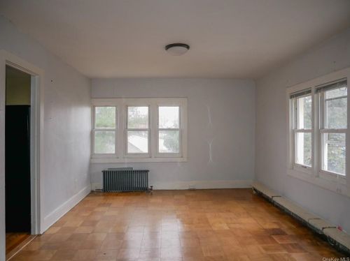 157 Claremont Ave, Mount Vernon NY 10550-6212 exterior