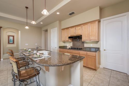 1717 Terracina Dr, Folsom CA  95762-5409 exterior