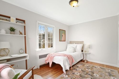 65 Snowden Ave, Crotonville NY  10562-3244 exterior