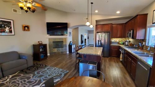 2293 Marquand Ct, Alpine CA  91901-6201 exterior