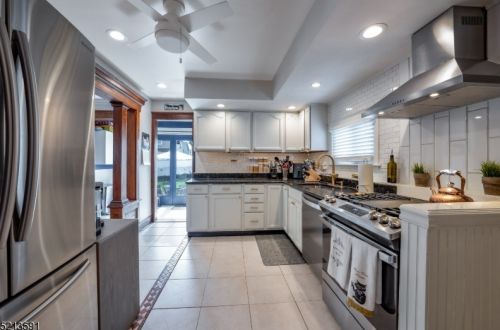 214 Sherman Ave, Roselle Park NJ  07204-2316 exterior