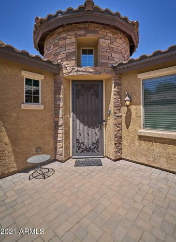 3785 Glacier Pl, Chandler, AZ 85249-5545