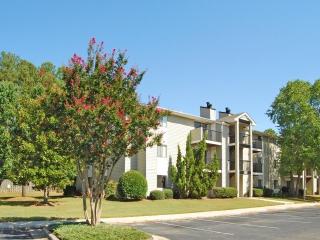5650 Netherfield Pl, Fayetteville NC  28314-1360 exterior
