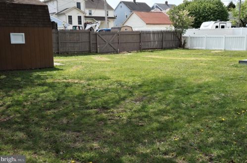 655 Baer Ave, Hanover PA  17331-2706 exterior