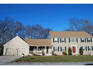 56 Windsong Rd, Cumberland, RI 02864-2727