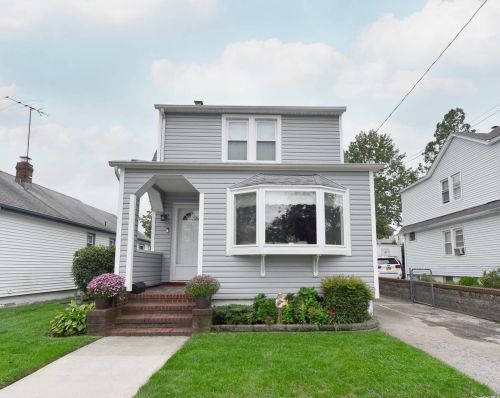 46 Mckee St, Floral Park, NY 11001-1616
