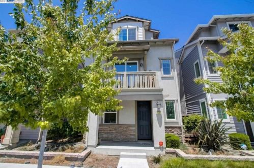 57 Kennedy Ave, Campbell, CA 95008-4112