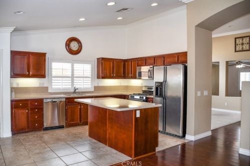 1265 Larkspur Ln, Beaumont CA  92223-2091 exterior