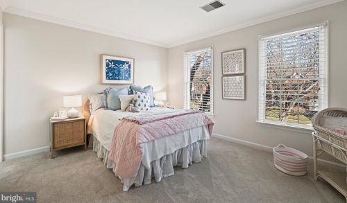 3211 Winter Sun Ter, Herndon VA  20171-1939 exterior