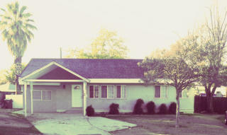 2403 La Siesta Dr, Bakersfield, CA 93305-2414