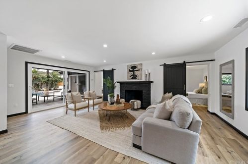 5230 El Cedral St, Long Beach CA  90815-3904 exterior