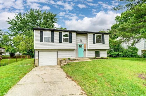 2322 Fulbourne Dr, Cincinnati, OH 45231-1825