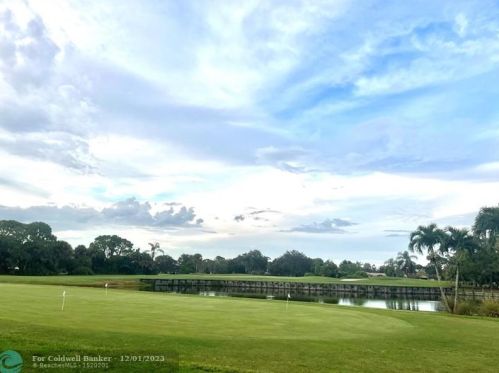 2551 Racquet Club Dr, Palm City FL  34990-2304 exterior