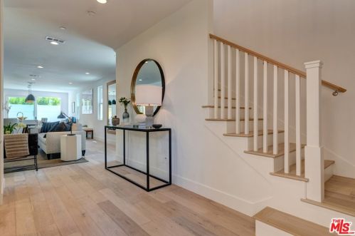 4340 Bellingham Ave, North Hollywood, CA 91604-1605